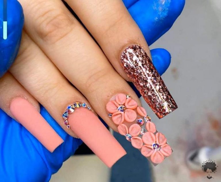 Gorgeous Design Ideas to Decorate Your Nails