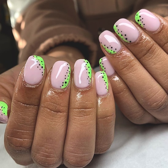 minimal dots spring nail art design