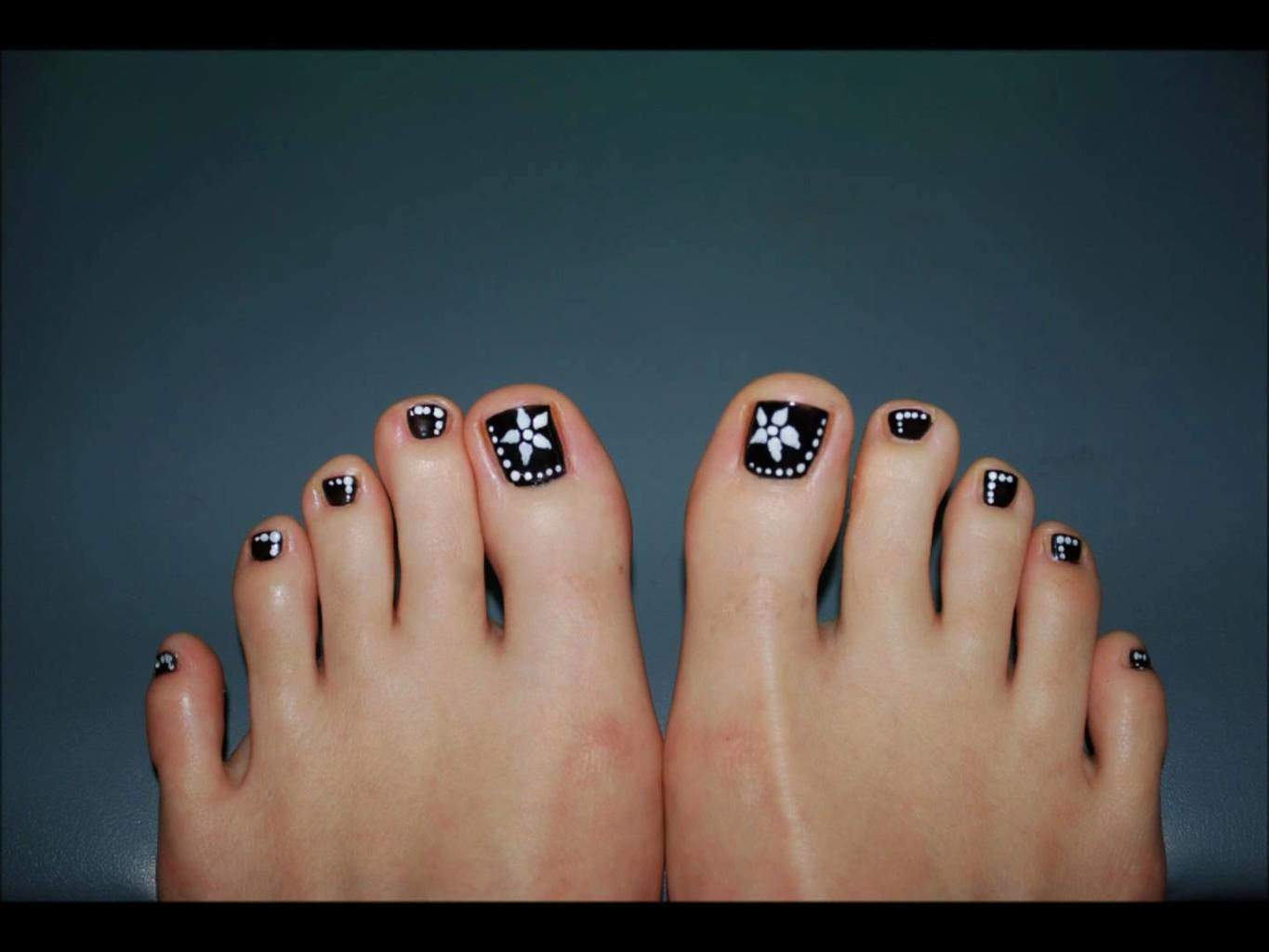 89 Fashionable Toe Nail Designs To Try In 2022