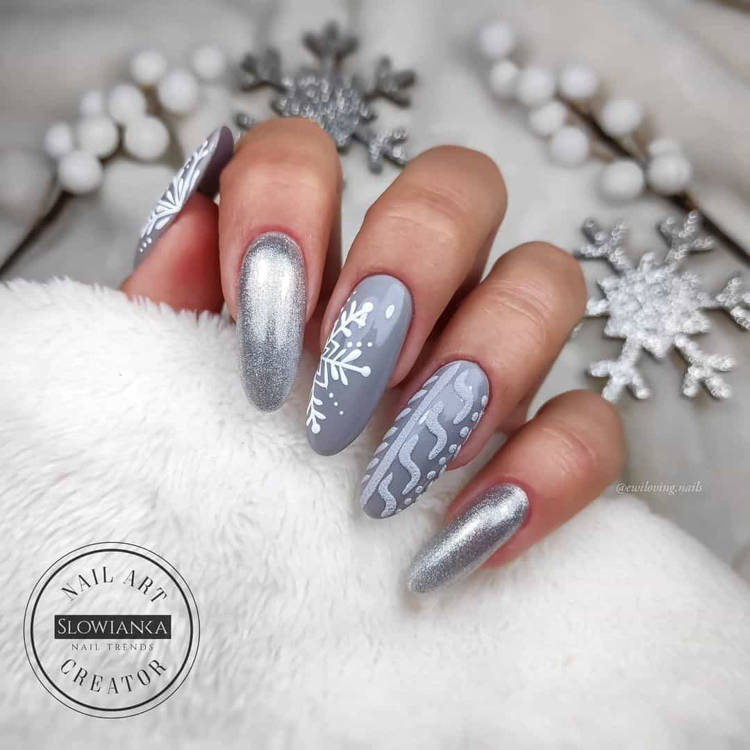 Top 38 Amazing Winter Nail Design Ideas 2022 (Simple & Extravagant )