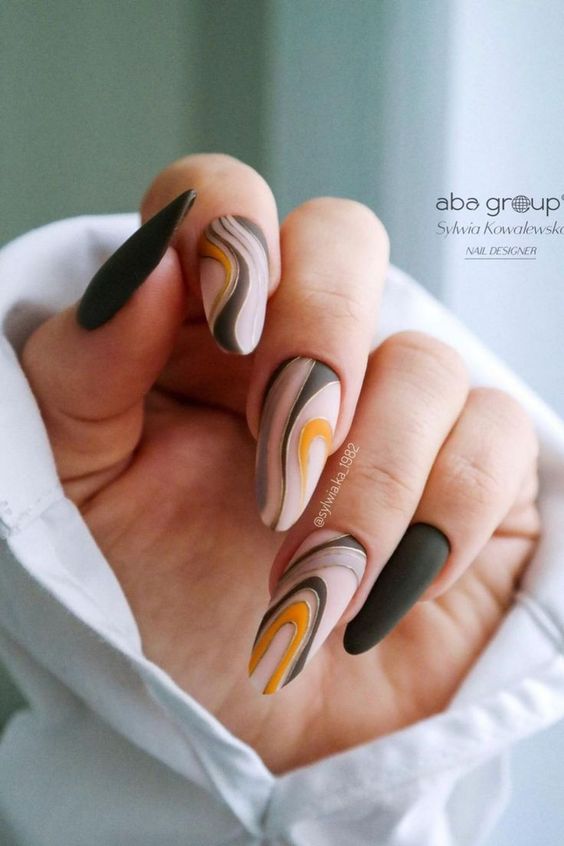 Elevate Your Nail Game with Stylish Nail Art – HUYENHUYEN