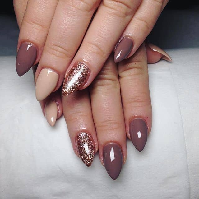 Mauve and ɴuᴅᴇ Mountain Peak Nails with Acrylic