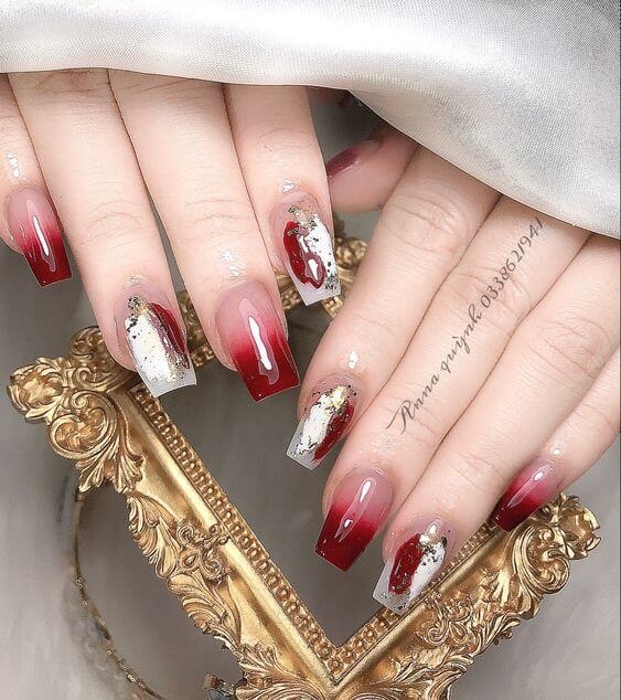 20 Short Red Nails That'll Set the Mood for an Unforgettable Romantic Evening - Life IGYO