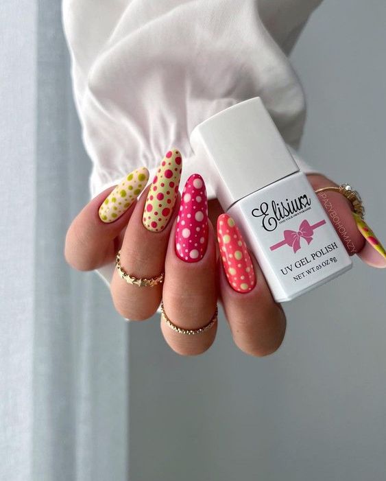 Playful Elegance: 20+ Irresistibly Cute Sprinkles Nail Art Inspirations - Life IGYO