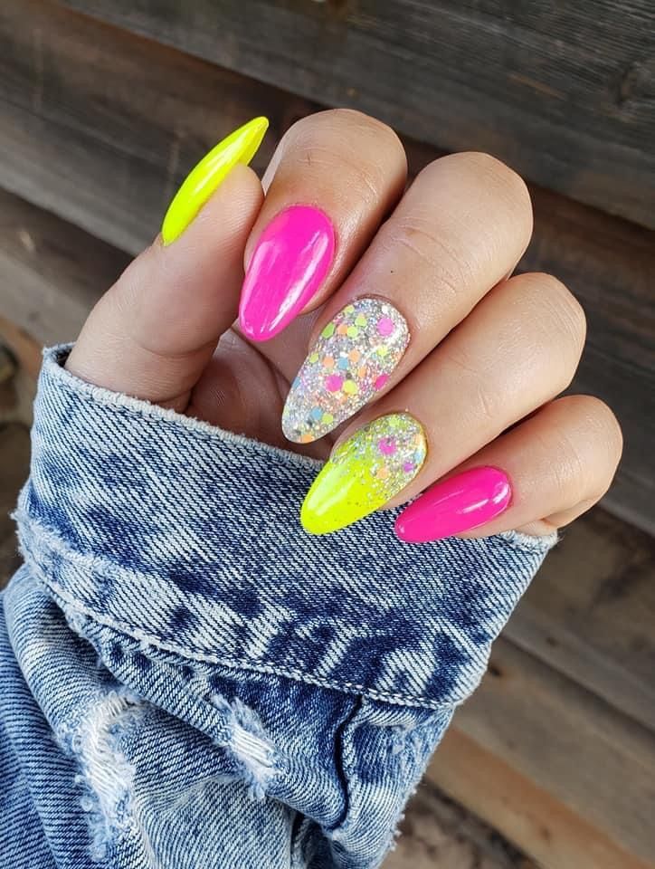 Playful Elegance: 20+ Irresistibly Cute Sprinkles Nail Art Inspirations - Life IGYO