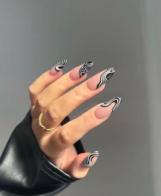 Mastering the Craft of Nail Art: Unleashing Inventive French Nail Tips with Artistic Panache - Life IGYO