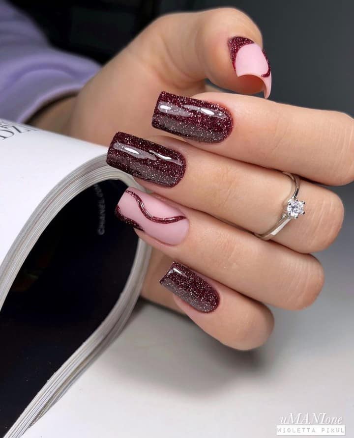 burgundy nails