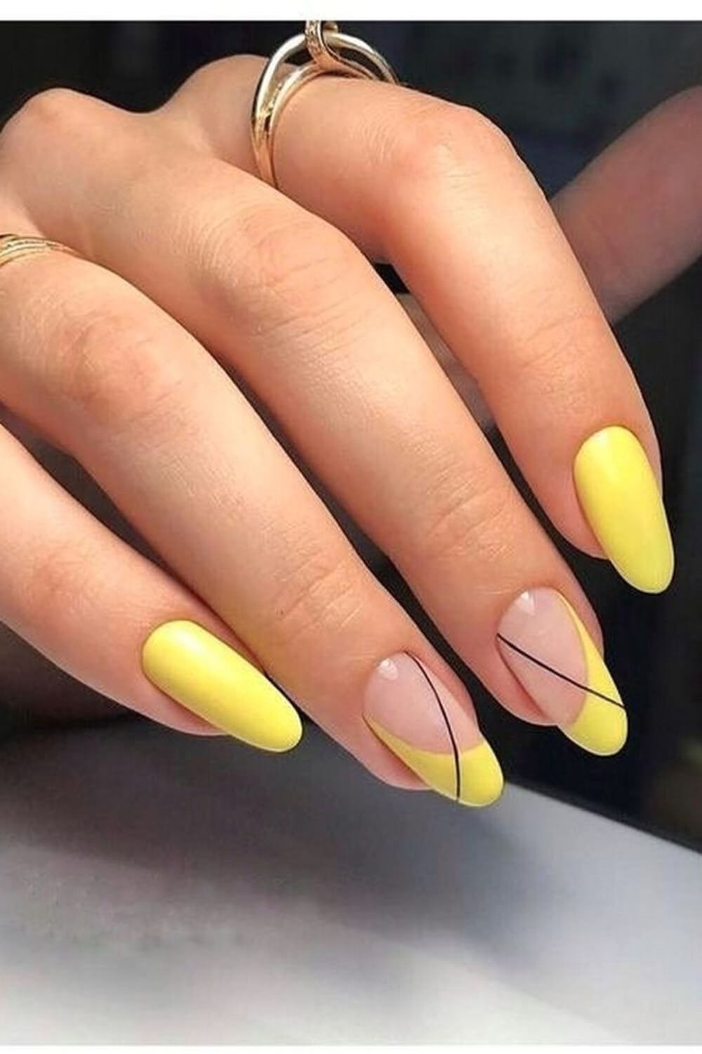 40 Stunning Yellow Acrylic Nails To Shine All Year Long