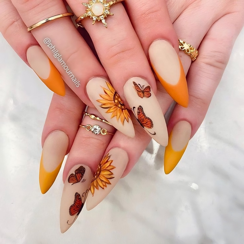 45 Feminine Nail Art Ideas To Turn Your Hands Into Flowers