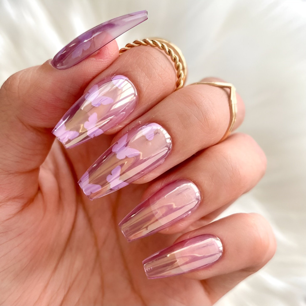 45 Feminine Nail Art Ideas To Turn Your Hands Into Flowers