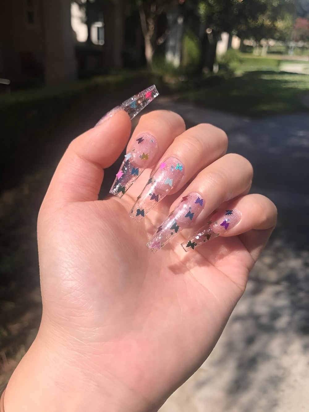 45 Feminine Nail Art Ideas To Turn Your Hands Into Flowers