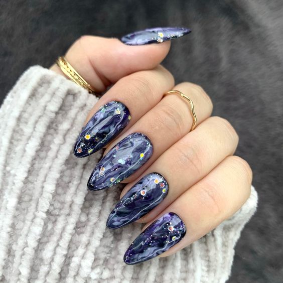 Embrace the Season with Stunning Blue Winter Nails – HUYENHUYEN