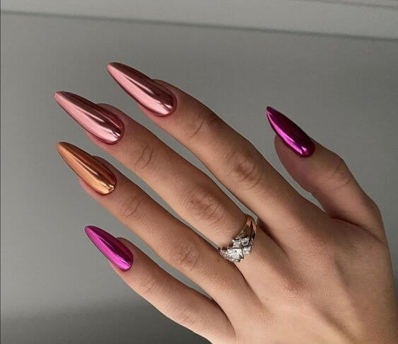 Get The Brightest Mirror Manicure With 23 Eye-Catching Chrome Nails