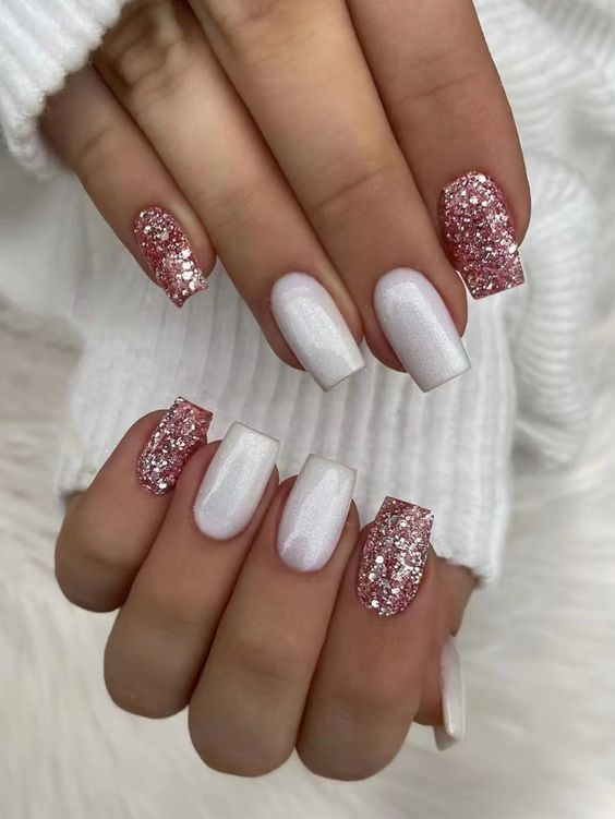 Discover 30 glamorous white nail designs that will make you the center of attention.