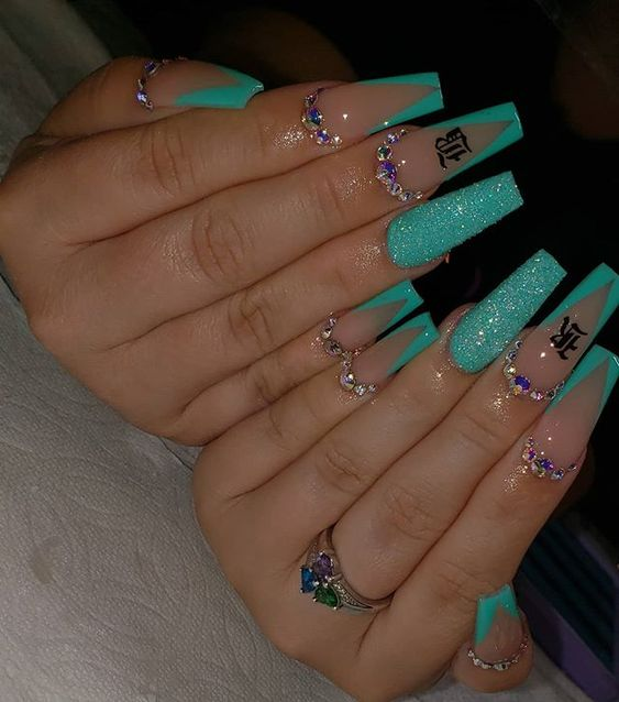 Turquoise Nail Inspiration: Embrace the Tranquil and Chic Shades - nailsforus