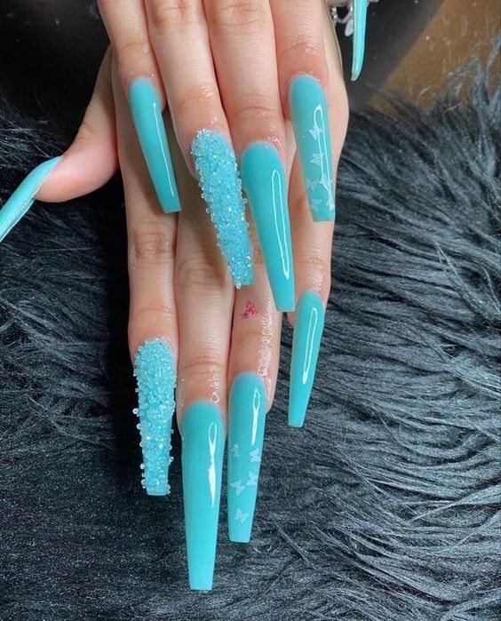 Turquoise Nail Inspiration: Embrace the Tranquil and Chic Shades - nailsforus