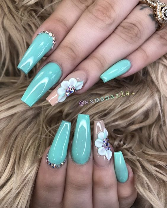 Turquoise Nail Inspiration: Embrace the Tranquil and Chic Shades - nailsforus