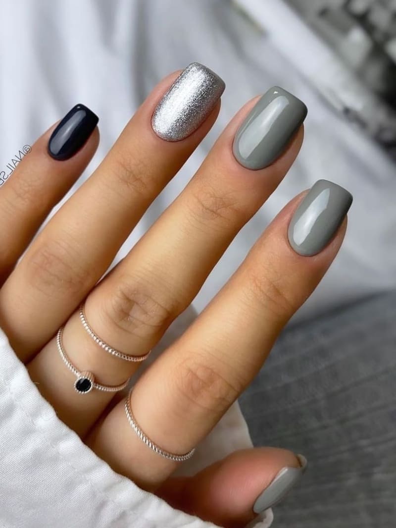 "30 Chic and Stylish Gray паіɩ Designs for an Elegant Look"