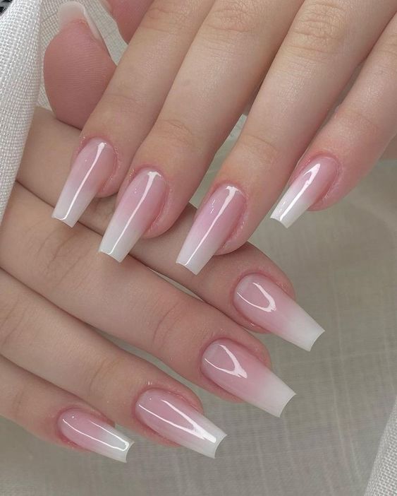 51+ Stunning ɴuᴅᴇ Ombre Nail Inspirations for the Ultimate Style Statement