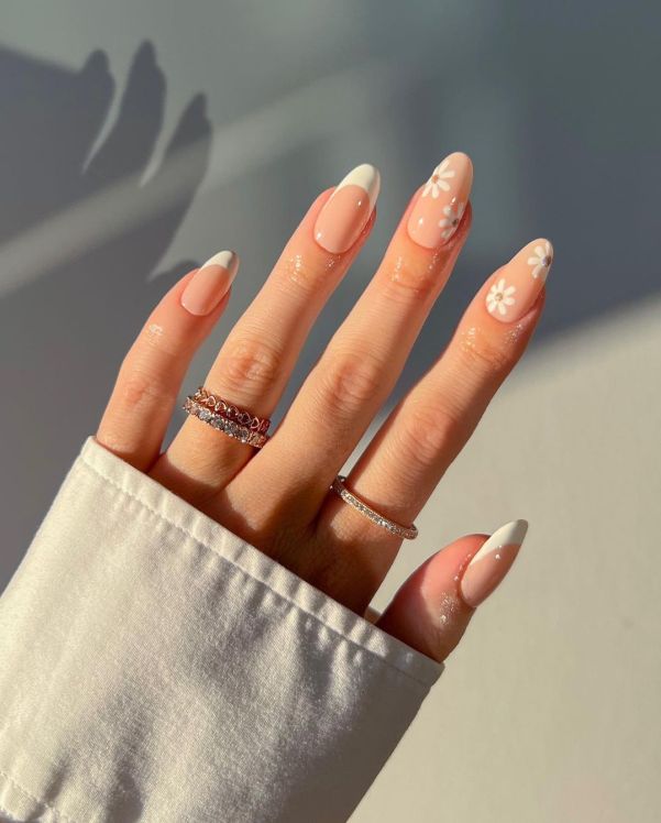 spring nails, spring nails 2023, spring nails inspiration, spring nails short, spring nails simple, spring nails acrylic, spring nail art, spring nail designs, spring nail ideas, spring nail colours, floral nails, white nails