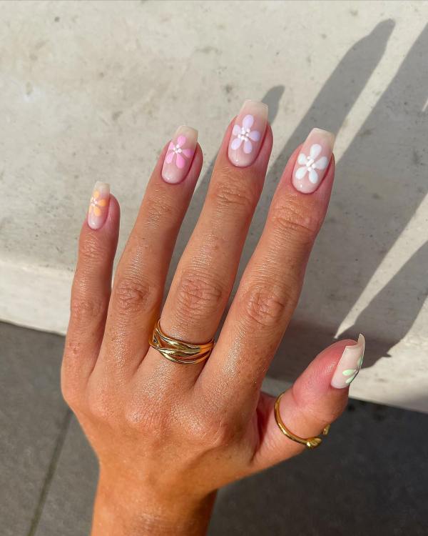 spring nails, spring nails 2023, spring nails inspiration, spring nails short, spring nails simple, spring nails acrylic, spring nail art, spring nail designs, spring nail ideas, spring nail colours, floral nails, floral nails designs