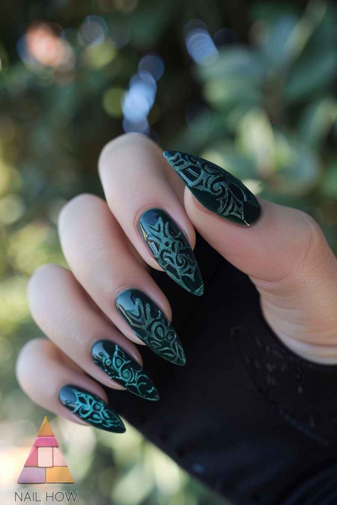 fall nail designs 104 https://nailhow.com/fall-nail-designs/