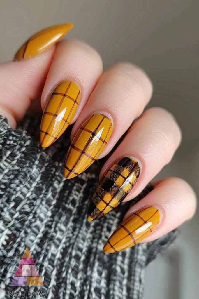 fall nail designs 112 https://nailhow.com/fall-nail-designs/