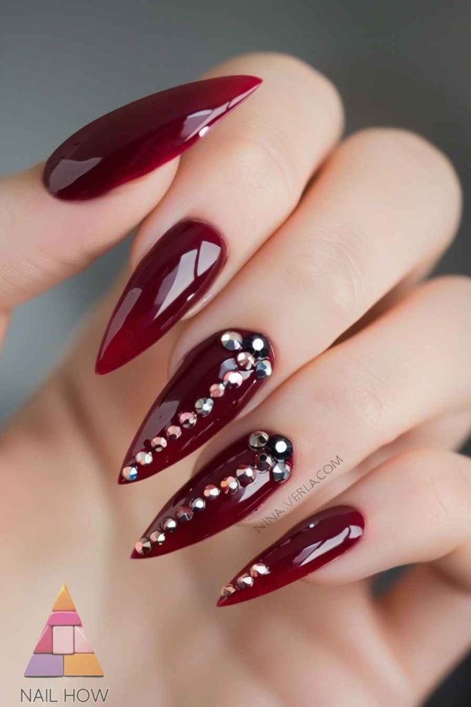 fall nail designs 141 https://nailhow.com/fall-nail-designs/