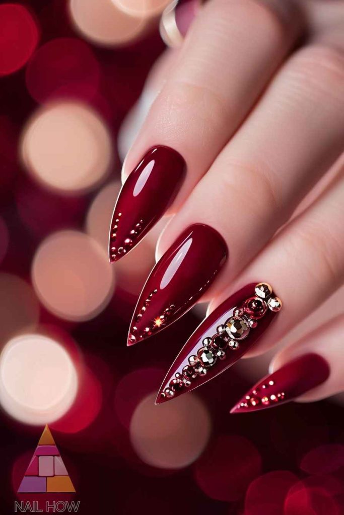 fall nail designs 142 https://nailhow.com/fall-nail-designs/