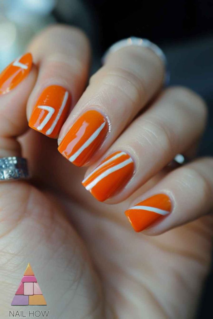 fall nail designs 209 https://nailhow.com/fall-nail-designs/